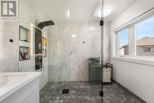 163 Wildberry Crescent, Vaughan, ON 