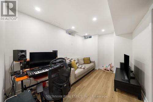 163 Wildberry Crescent, Vaughan, ON 