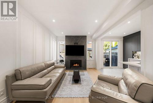163 Wildberry Crescent, Vaughan, ON 
