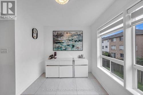 Breakfast Area - 39 Decker Hollow Circle, Brampton, ON 