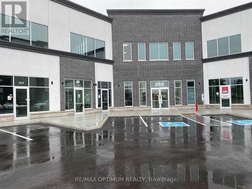 201 - 268 Derry Road W, Mississauga, ON 