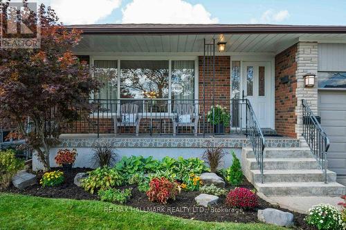 12 Tammy Lane, Toronto, ON 