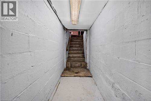 Additional content - 689 E Barton Street E, Hamilton, ON 