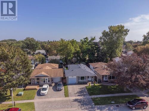 26 Ashdale Crescent, Clarington (Bowmanville), ON 