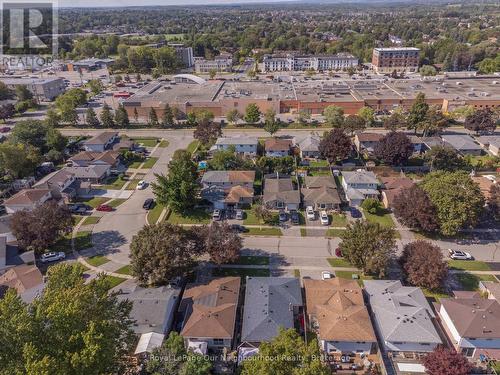 26 Ashdale Crescent, Clarington (Bowmanville), ON 