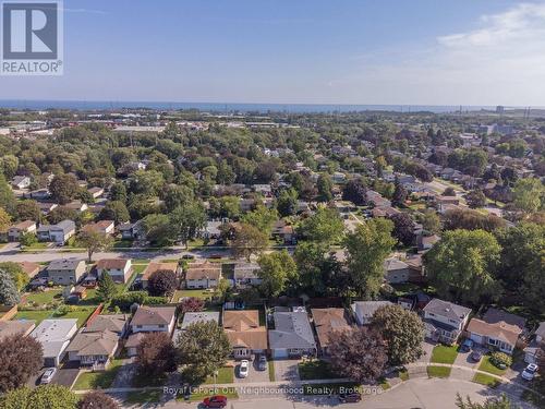 26 Ashdale Crescent, Clarington (Bowmanville), ON 