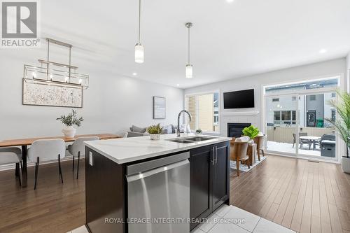 13 Brixton Way, Ottawa, ON 