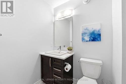13 Brixton Way, Ottawa, ON 