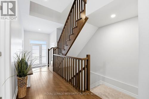13 Brixton Way, Ottawa, ON 
