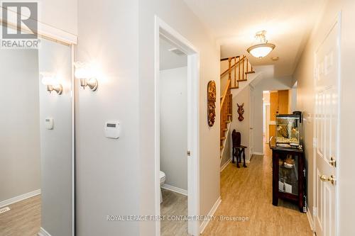 5 KELLY PLACE , Barrie, Ontario L4N 8N2 4