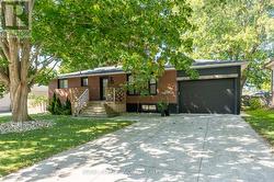 238 MORENZ DRIVE West Perth, ON N0K 1N0