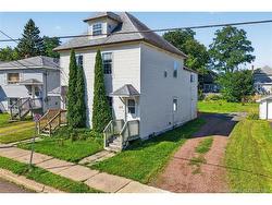 90-92 Edward ST Moncton, NB E1A 3Y9