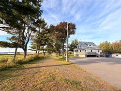 418 Point Aux Carr RD Miramichi, NB E1N 4X7