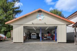 4660 Western Rd Courtenay, BC V9N 3T2