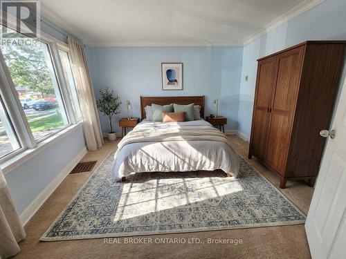 241 ALDERCREST ROAD , Toronto, Ontario M8W 4J6 4