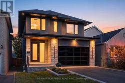 14 KENTROYAL DRIVE Toronto, ON M9P 2M8