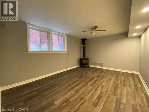 192 ALLEN Street E Unit# 1 , Waterloo, Ontario N2J 1K1 3