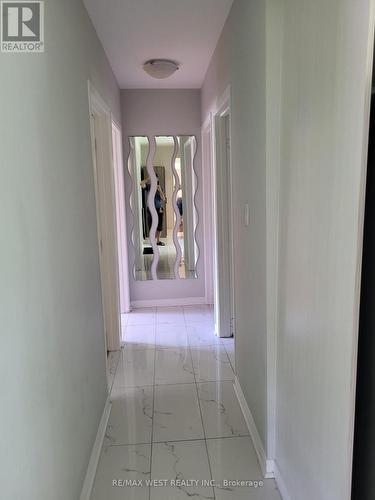 MAIN FLOOR - 336 ONTARIO STREET , Newmarket, Ontario L3Y 2K3 5