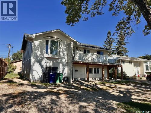 1504 33rd STREET W  Saskatoon, SK S7L 0X2