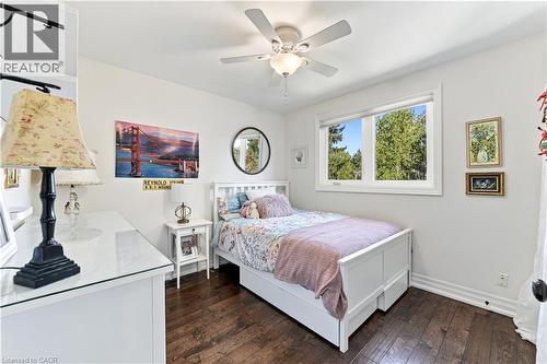 Fan, hardwood flooring, oversized window. - 58 Uplands Avenue, Hamilton, ON 