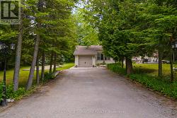 107 NICOLE BOULEVARD Tiny, ON L0L 2T0