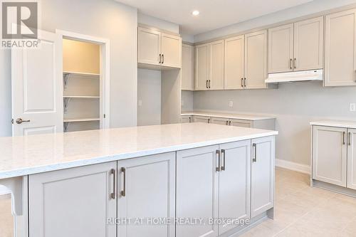 615 CYGNUS STREET , Ottawa, Ontario K2J 7A9 5