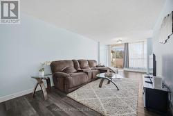 206 - 1 ROWNTREE ROAD Toronto, ON M9V 5G7