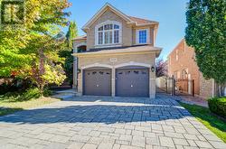 2435 HERTFORDSHIRE WAY Oakville, ON L6H 7M8
