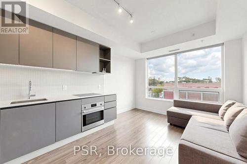 521 - 377 MADISON AVENUE , Toronto, Ontario M4V 2W7 4