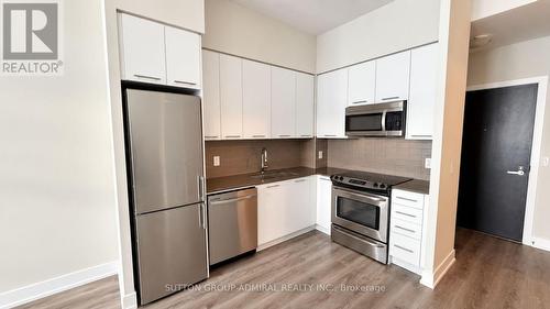 744 - 9471 YONGE STREET , Richmond Hill, Ontario L4C 0Z5 2