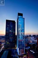 1801 - 11 CHARLOTTE STREET Toronto, ON M5V 2H5