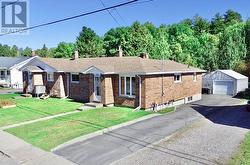 132 First Ave N  Levack, ON P0M 2C0