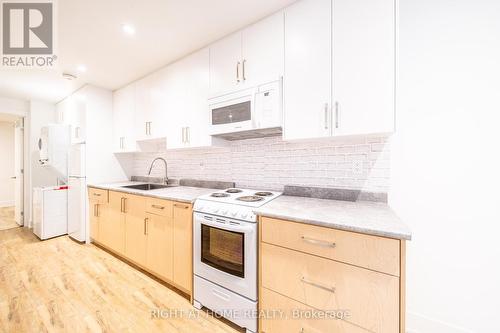 LOWER - 49 B EAST DRIVE , Toronto, Ontario M6N 2N8 5