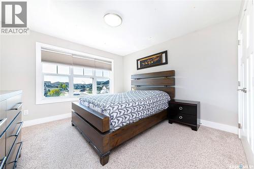 402 Meadows Boulevard, Saskatoon, SK 