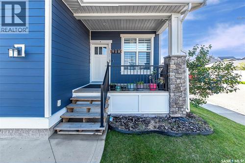 402 Meadows Boulevard, Saskatoon, SK 