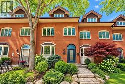 45 TRADEWIND Drive Oakville, ON L6L 6K9