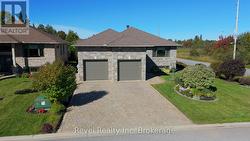 5 SUGARBUSH STREET North Bay (Airport), ON P1C 0A4