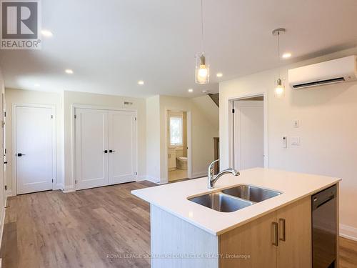 GSUITE - 30 SNIDER AVENUE , Toronto, Ontario M6E 4R9 4