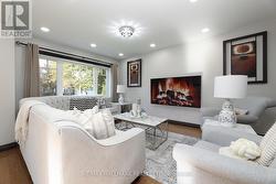 11 BROOKSIDE DRIVE  Mississauga, ON L5M 1H2