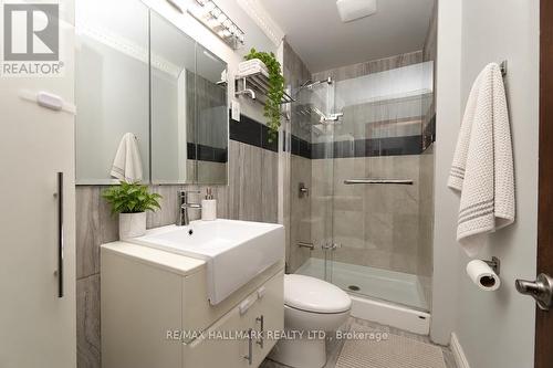 11 Brookside Drive, Mississauga, ON 