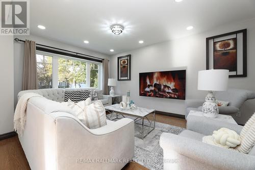 11 Brookside Drive, Mississauga, ON 