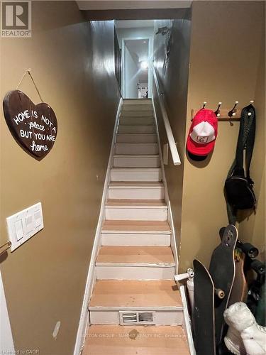 UPPER - 110 HESS STREET S , Hamilton, Ontario L8P 3N5 2