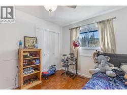 Second bedroom. - 