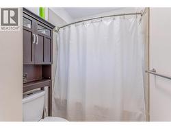 Main upstairs bathroom. - 