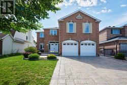 1687 ORFORD CRESCENT Ottawa, ON K4A 1V9