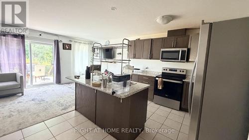 71 WOODEDGE CIRCLE , Kitchener, Ontario N3P 0R8 2
