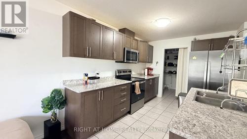 71 WOODEDGE CIRCLE , Kitchener, Ontario N3P 0R8 5