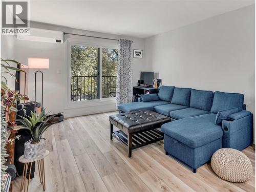 922 DYNES Avenue Unit# 309  Penticton, BC V2A 1E8
