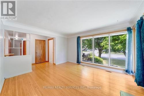 MAIN - 68 RYMAL ROAD E , Hamilton, Ontario L9B 1C1 5