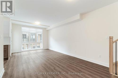 2 (279) - 12860 YONGE STREET , Richmond Hill, Ontario L4E 1J4 3